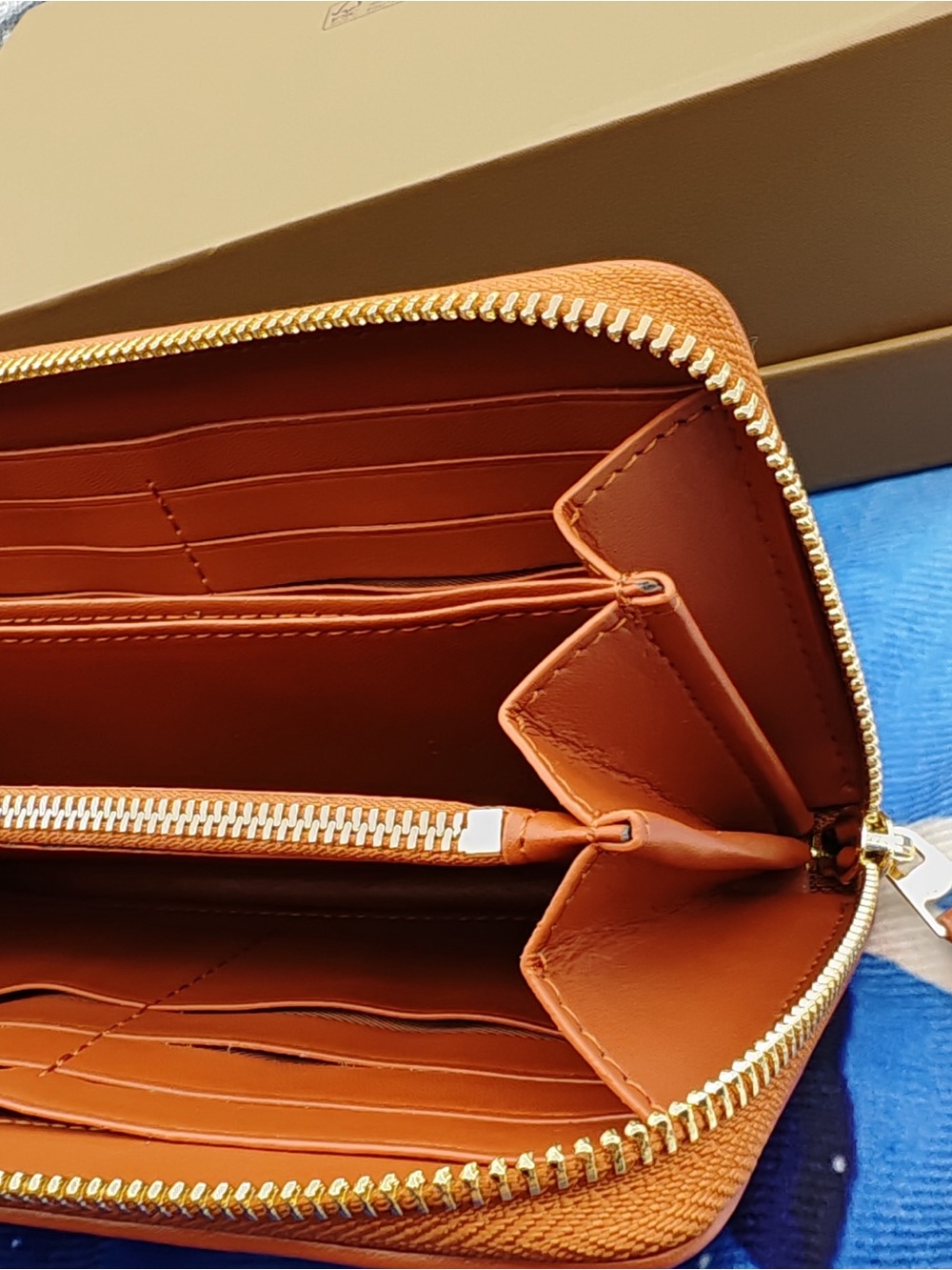 Coach Brown Signature Canvas Zip Wallet - Picture 3 of 5